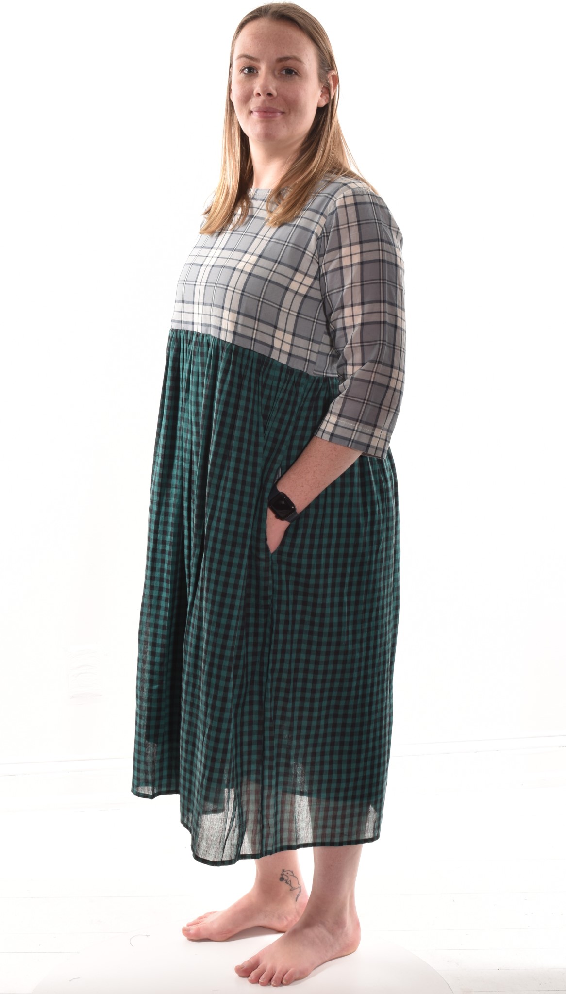 も*り様 ボーイズマーケットERRICOFORMICOLA L Madras J Lea. Madras Check Dress. - Lea's