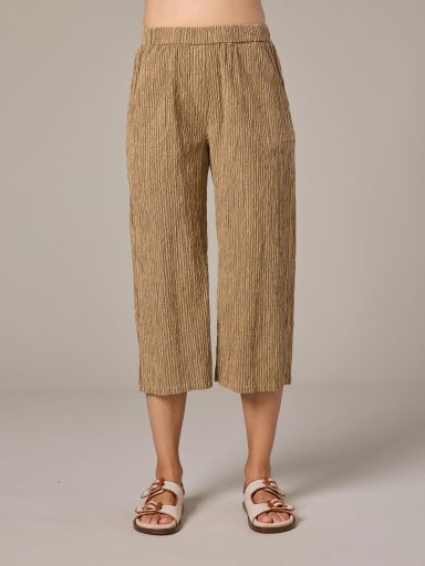 Cut Loose. Easy Crop Pant In Grey Stripe Crinkle Cotton. #0642349. (Special Order).