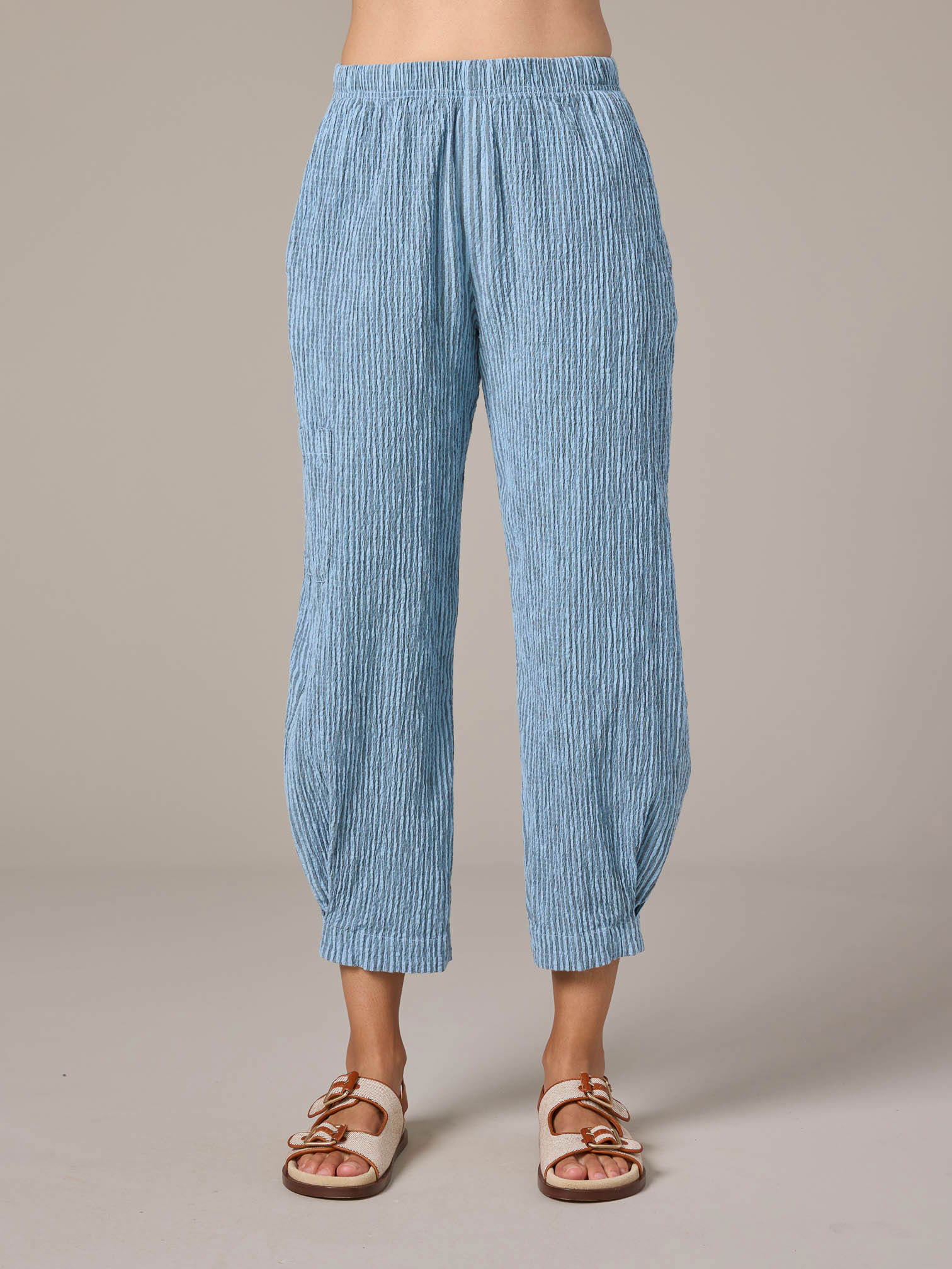 Cut Loose. Cargo Pant In Crinkle Cotton. #0642361. (Special Order).