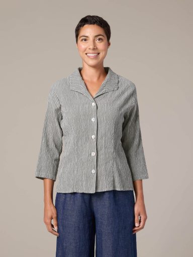 Cut Loose. 3/4 Sleeve Shirt In Grey Stripe Crinkle Cotton. #0647380. (Special Order).