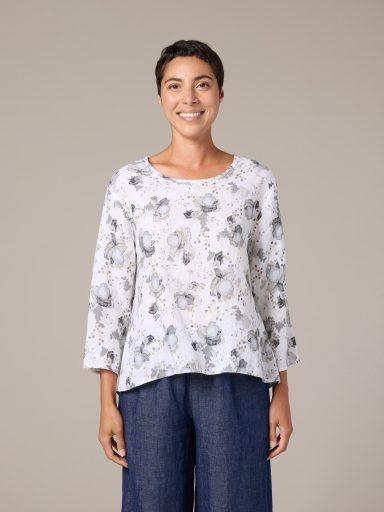 Cut Loose. 3/4 Sleeve Split Back Pullover In Leoni Floral Print. #4707965. (Special Order)/