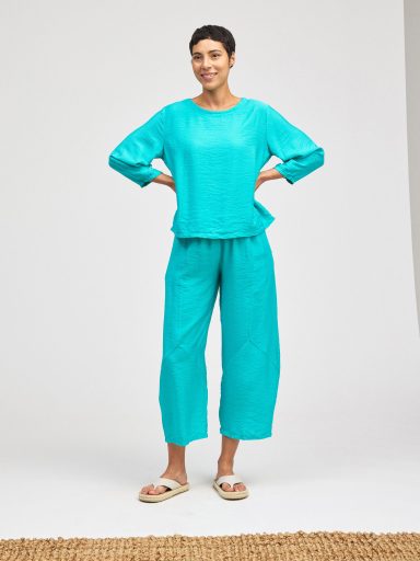 Cut Loose. Barrel Crop Pant In Rayon Parachute. #6212431. (Special Order).