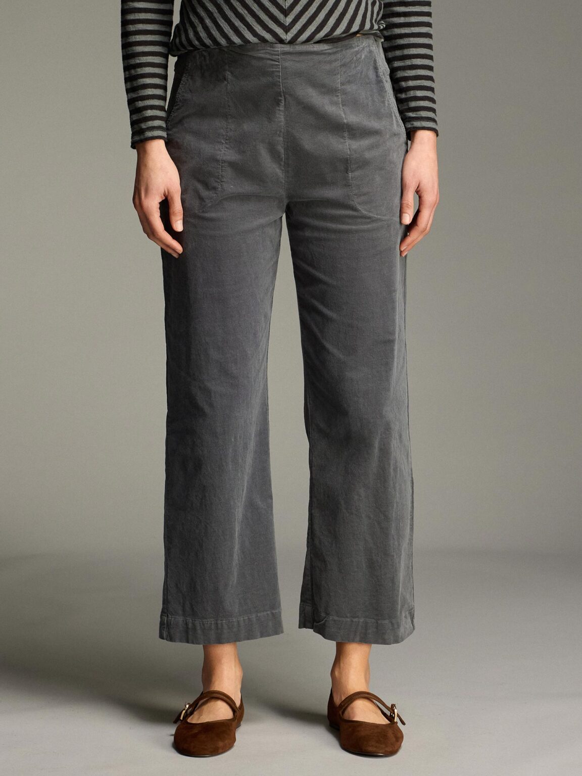 Cut Loose. Back Zip Trouser In Mini Cord. # 0032916. (Special